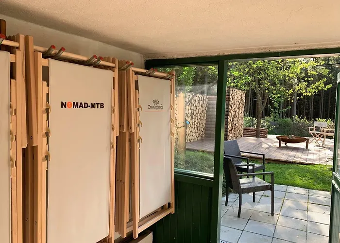 Willa Zwolakowka Bed & Breakfast